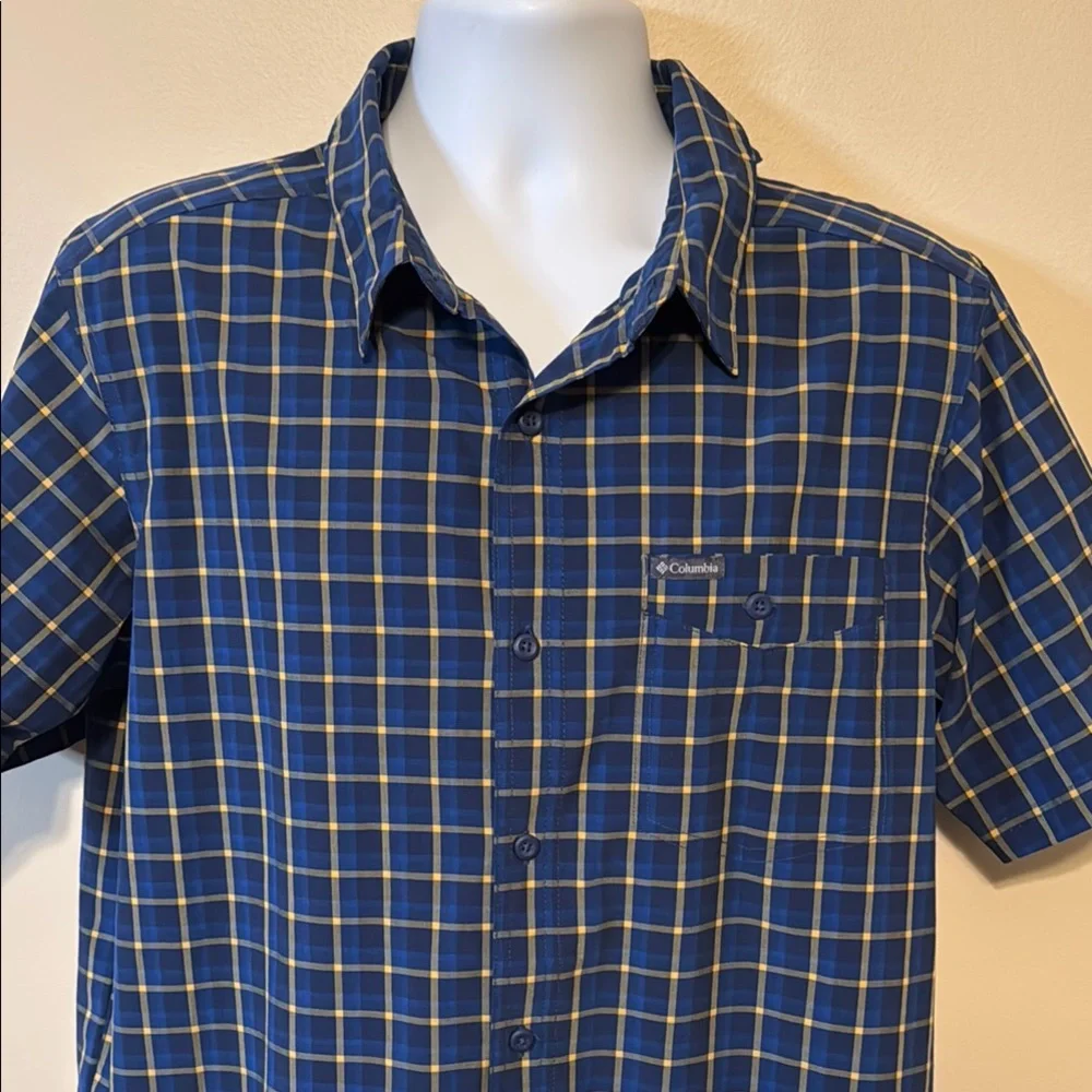 Columbia Blue and Yellow Casual Button Down Shirt - Picture 4 of 11